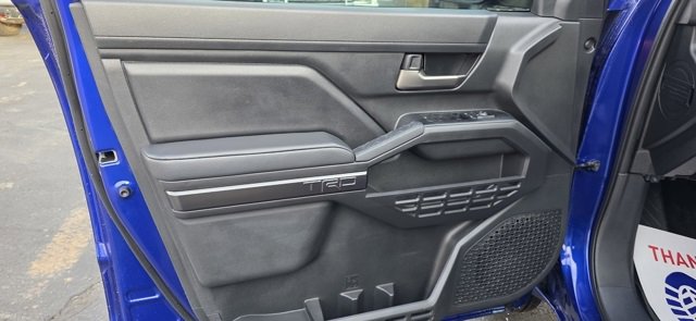 Used 2025 Toyota Tacoma SR5 image 8