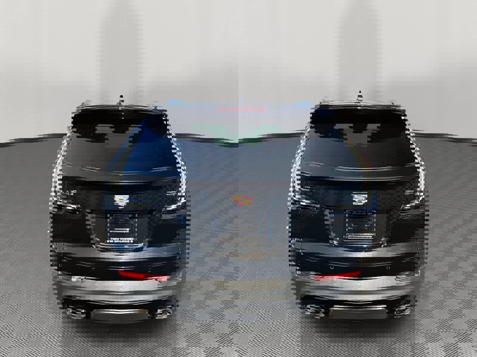 Used 2023 Cadillac XT4 Sport FWD image 4