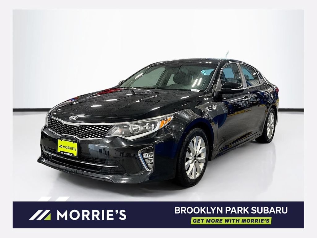 Used 2018 Kia Optima S FWD image 1