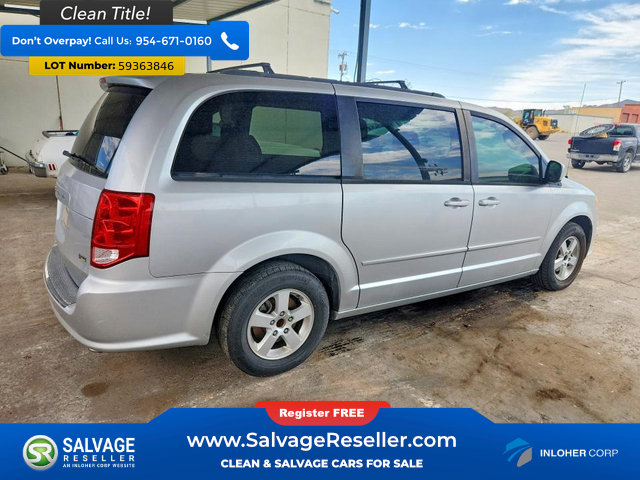 Used 2012 Dodge Grand Caravan SXT FWD image 4