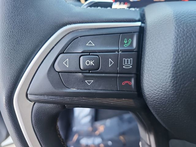 Used 2024 Jeep Grand Cherokee Altitude image 23