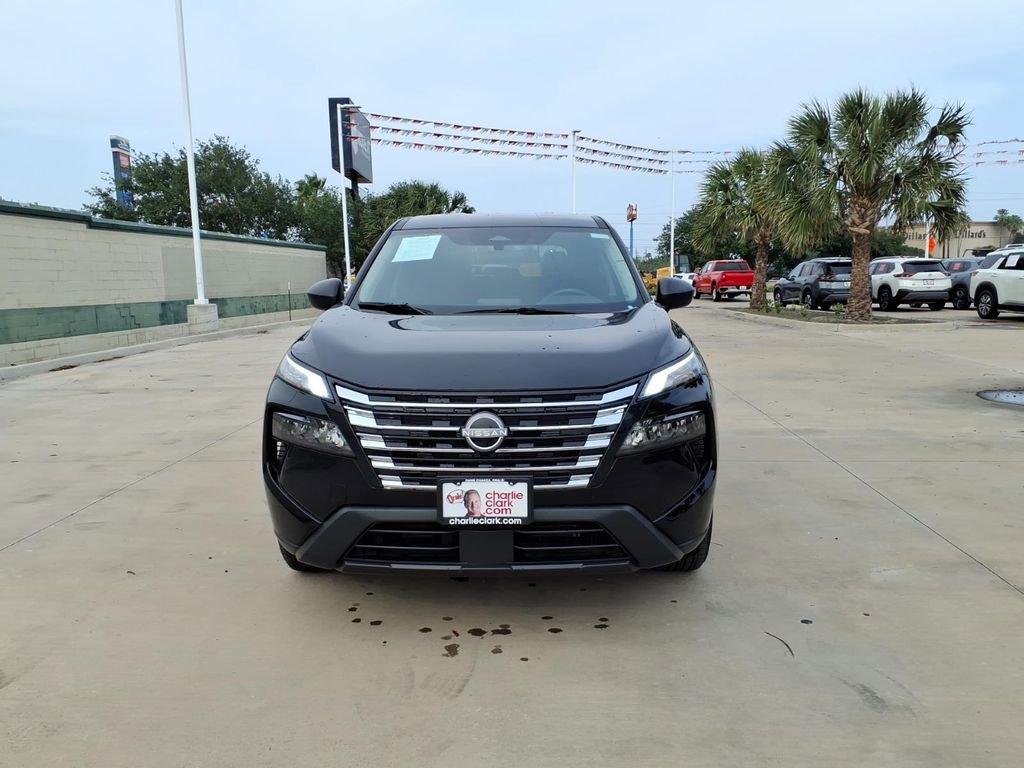 Used 2025 Nissan Rogue S FWD image 8