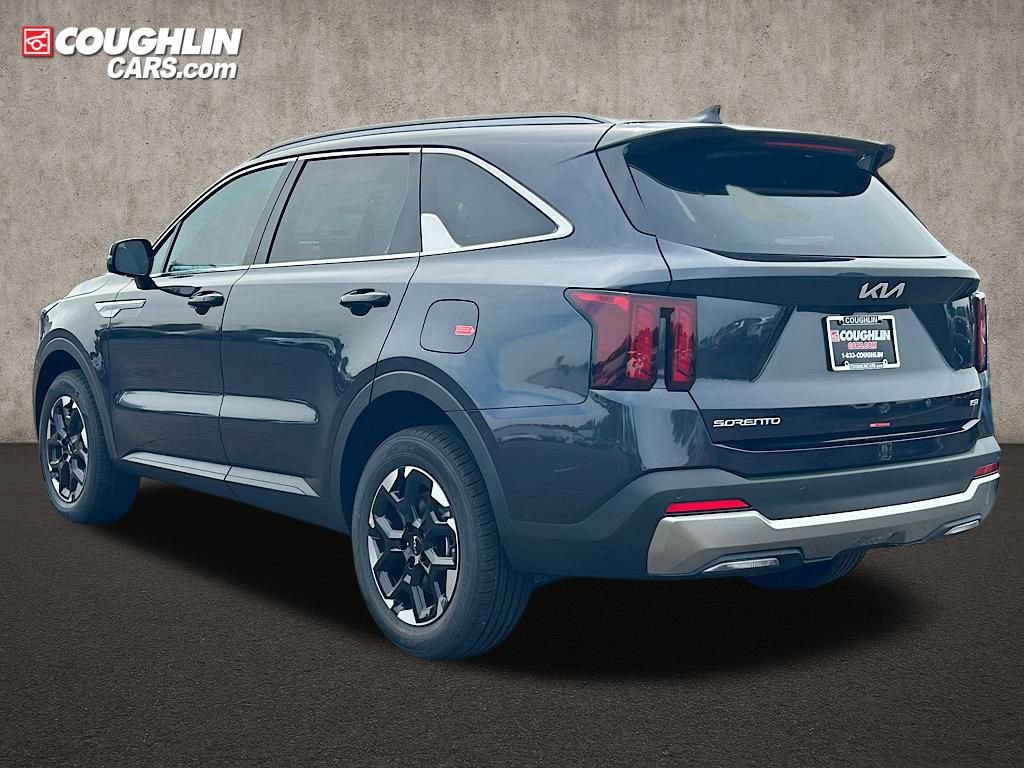 New 2025 Kia Sorento S image 5