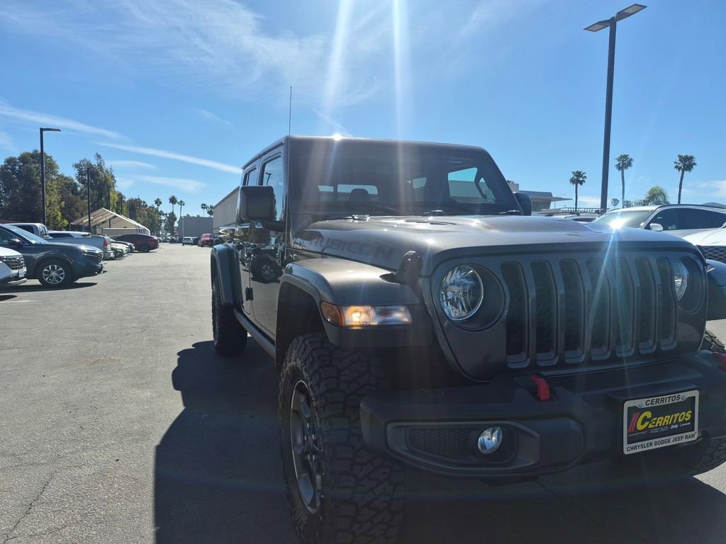 Used 2022 Jeep Gladiator Rubicon w/ Cold Weather Group AWD/4WD image 2