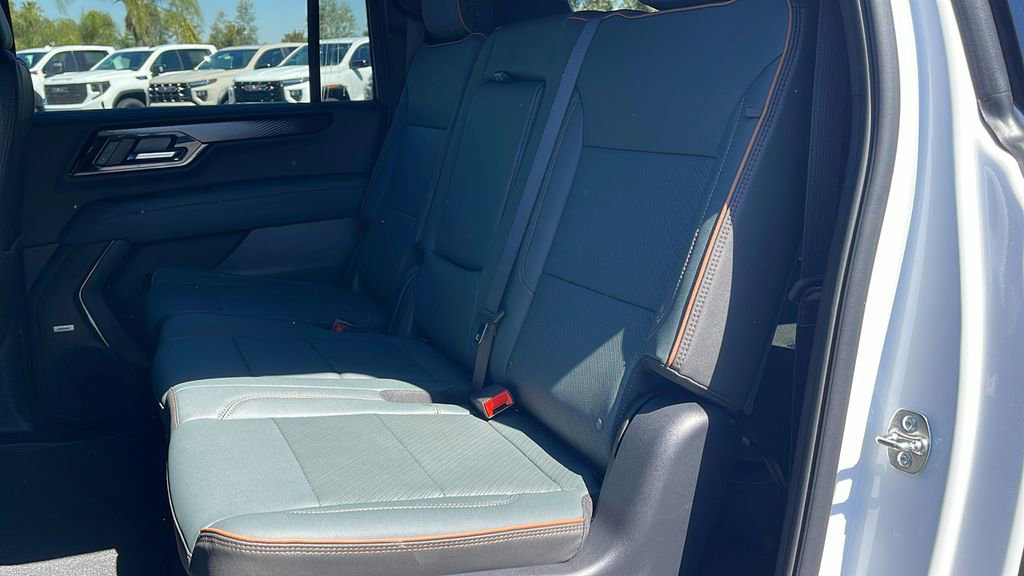 New 2026 GMC Yukon XL AT4 AWD/4WD image 14