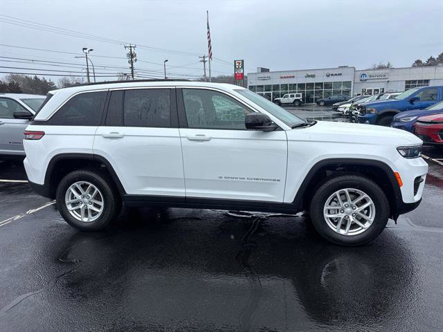 New 2026 Jeep Grand Cherokee Laredo X image 2