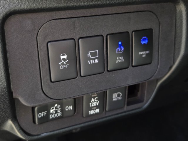 Used 2023 Toyota Tacoma Limited AWD/4WD image 20