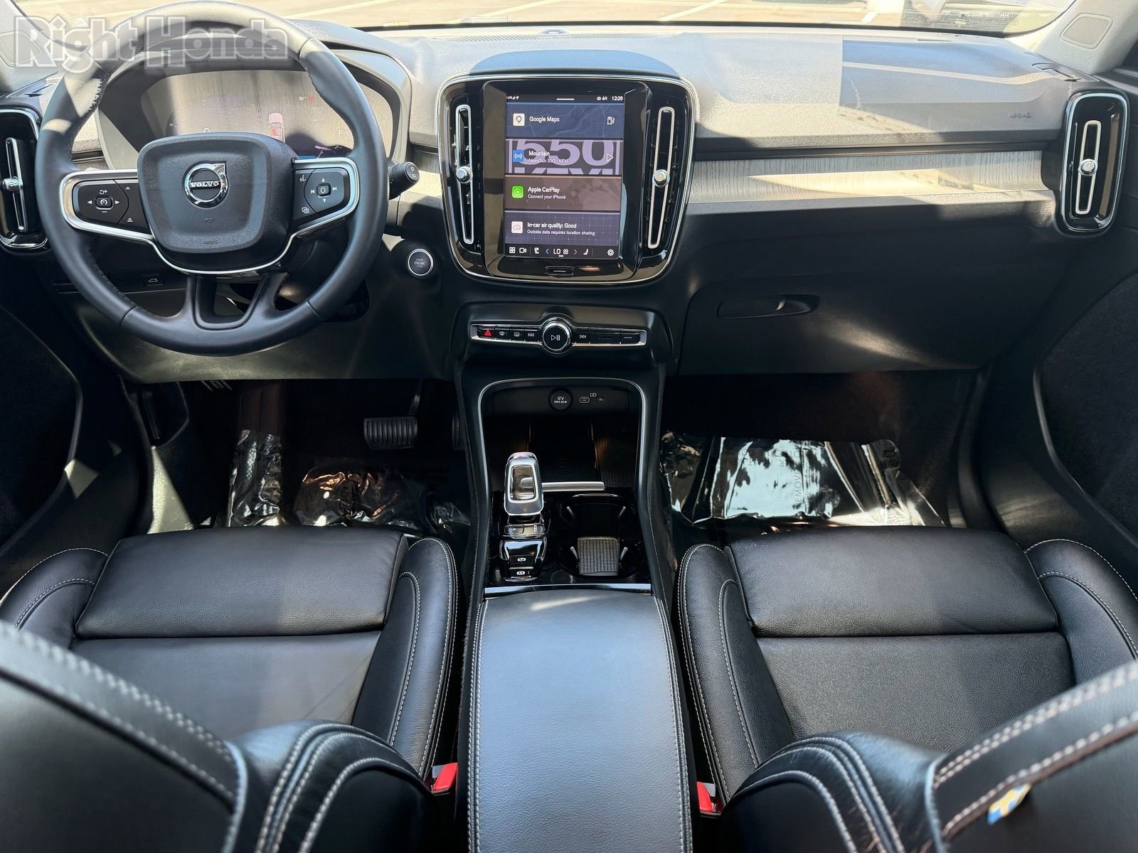Used 2023 Volvo XC40 B5 Ultimate w/ Protection Package Premier AWD/4WD image 19