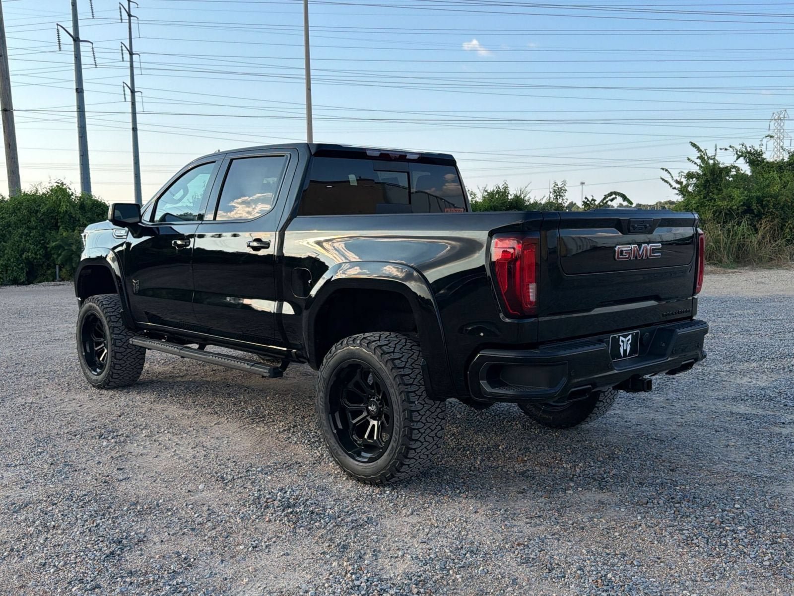New 2026 GMC Sierra 1500 AT4 w/ AT4 Premium Package AWD/4WD image 3