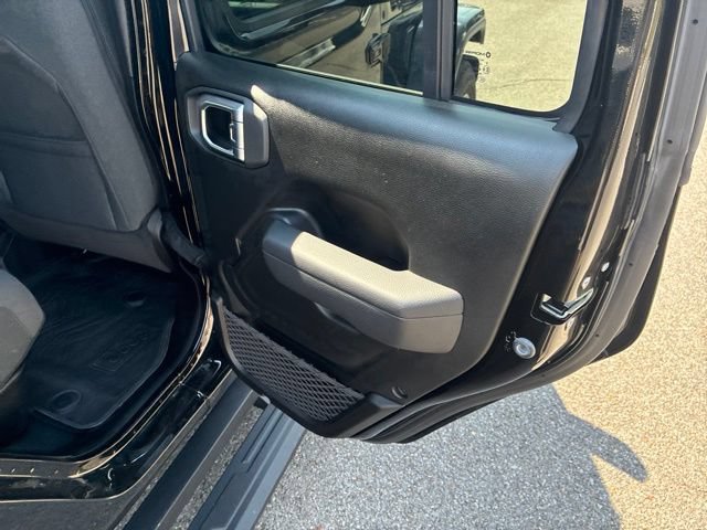 Used 2024 Jeep Gladiator Sport AWD/4WD image 65