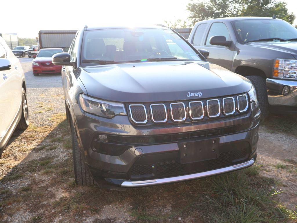 Used 2022 Jeep Compass Limited w/ Elite Group AWD/4WD image 8