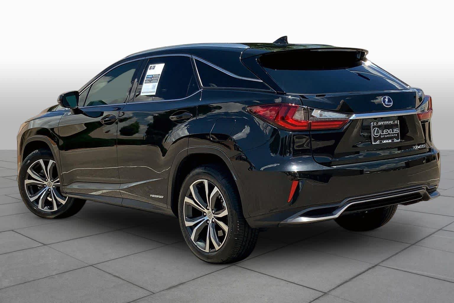 Used 2017 Lexus RX 450h AWD w/ Cold Weather Package image 11