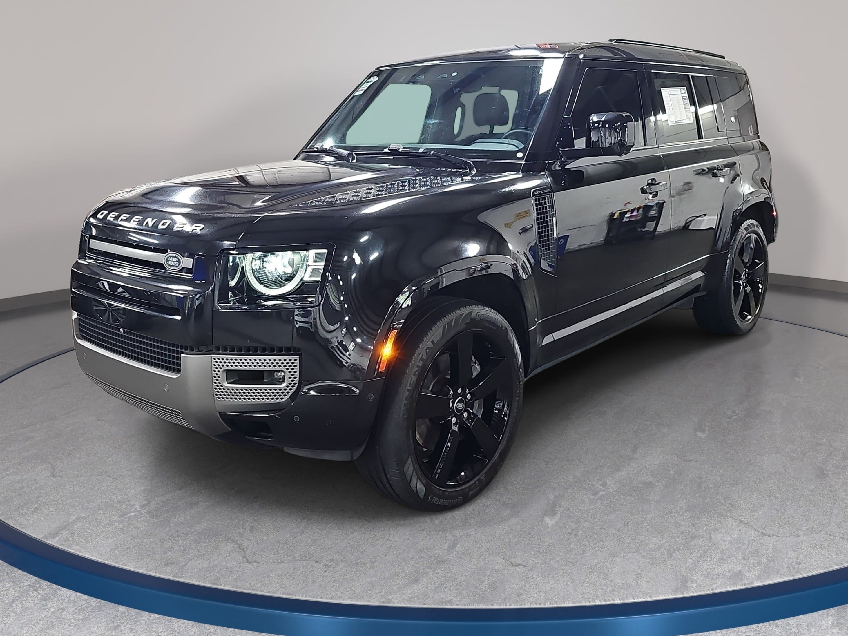 Used 2022 Land Rover Defender 110 X-Dynamic SE AWD/4WD image 1