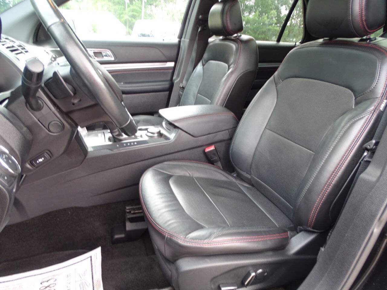 Used 2017 Ford Explorer 4WD Sport 3.5L 6-Cyl Turbo SUV image 2