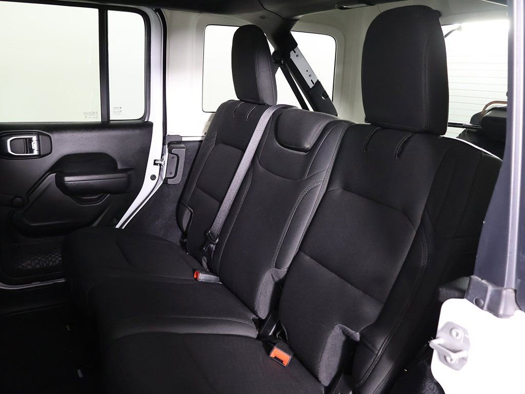 Used 2022 Jeep Wrangler Unlimited Sport image 25