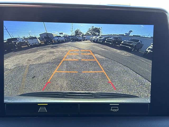 Used 2024 Chevrolet Suburban Premier image 19