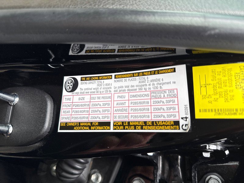 Used 2011 Toyota Land Cruiser w/ Upgrade Pkg image 37