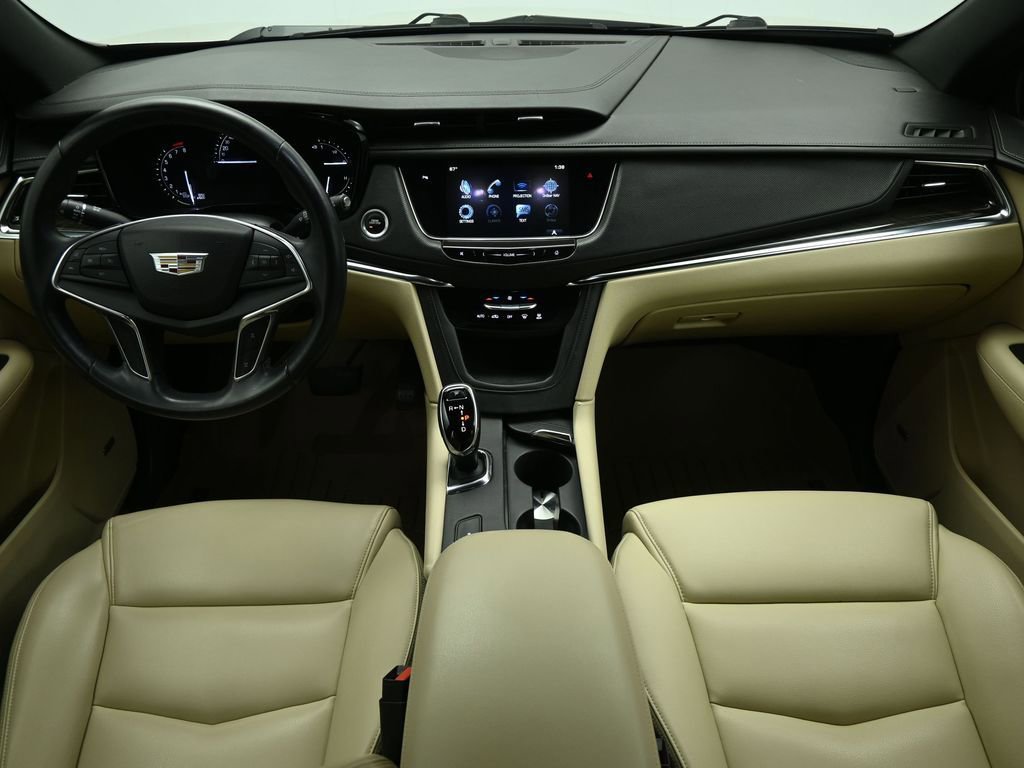 Used 2017 Cadillac XT5 FWD image 20