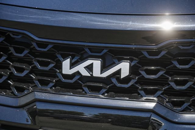 Used 2023 Kia Sorento S FWD image 6