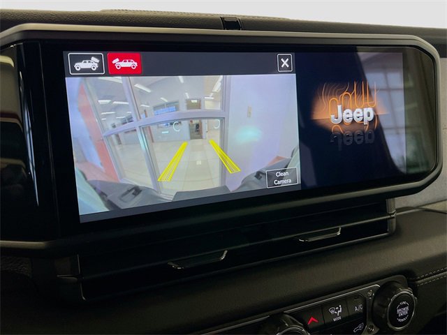 Used 2024 Jeep Wrangler Sahara w/ Technology Group image 11