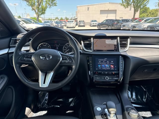 Used 2020 INFINITI QX50 Essential w/ Edition 30 Package AWD/4WD image 13