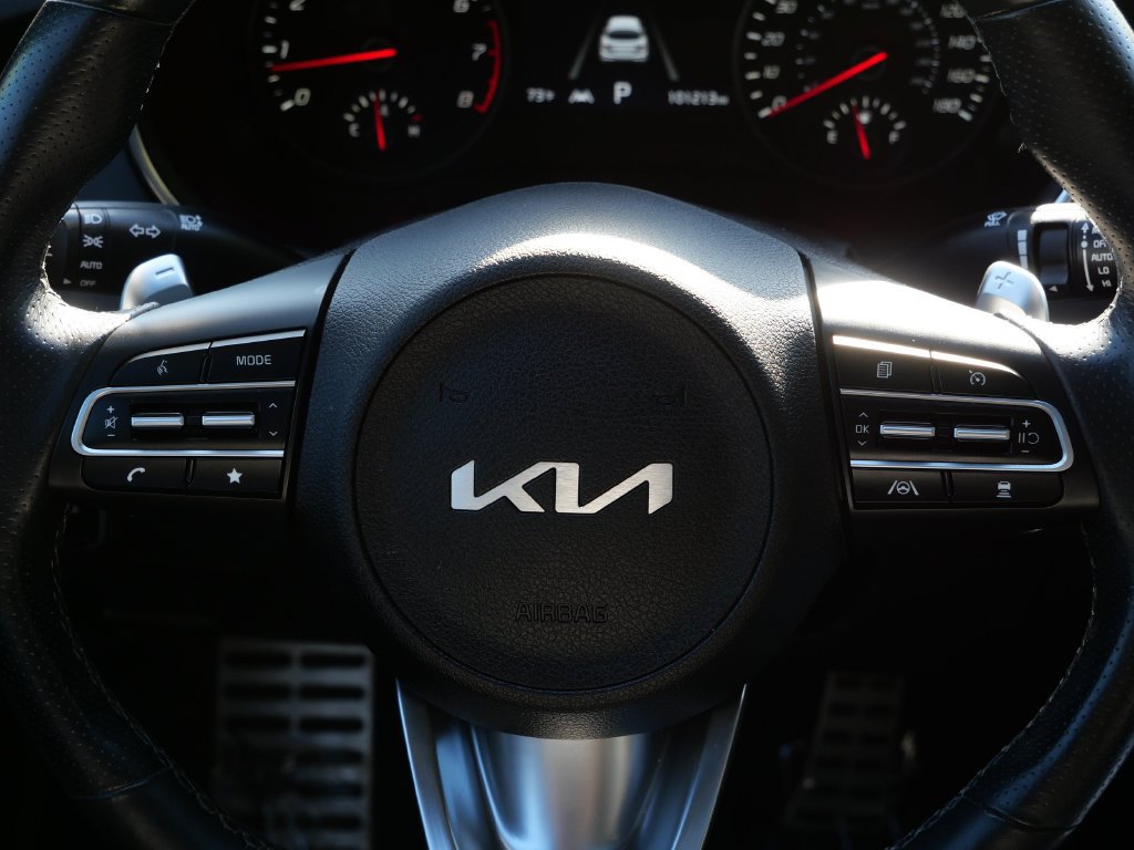Used 2022 Kia Stinger GT2 AWD/4WD image 18