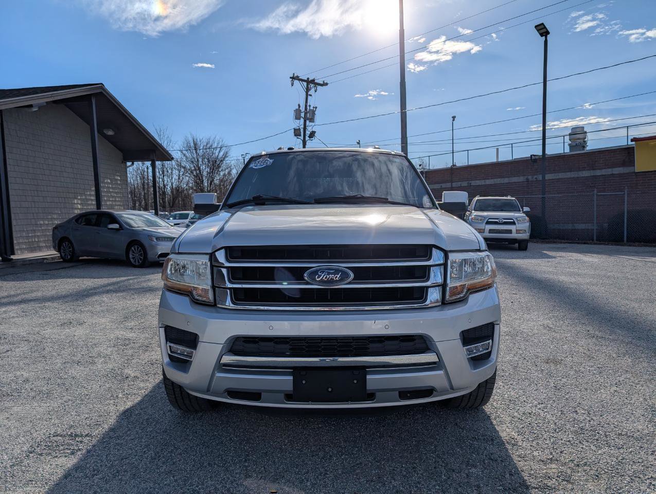 Used 2017 Ford Expedition Limited image 2