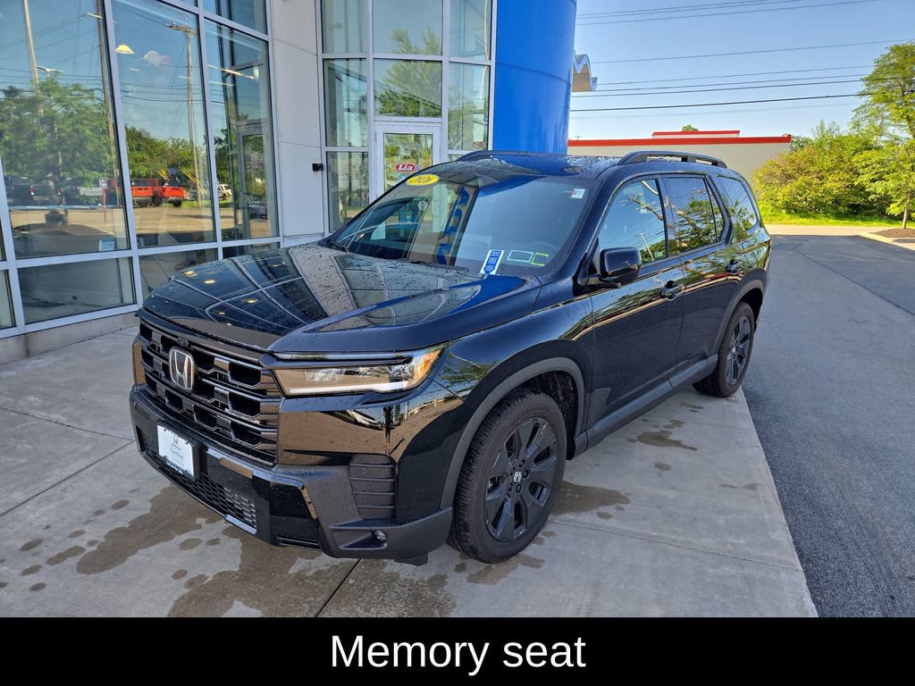 Used 2026 Honda Pilot Black Edition image 8
