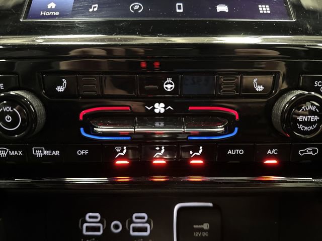 Used 2023 Jeep Grand Cherokee Altitude image 7