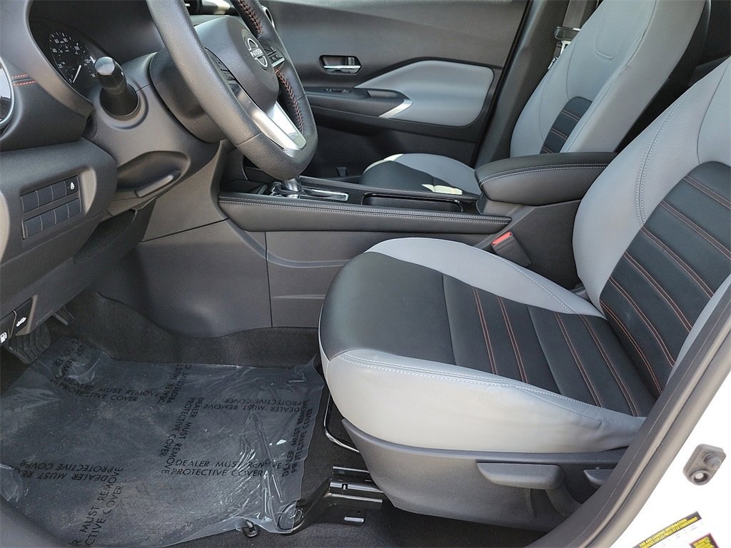 Certified 2023 Nissan Kicks SR w/ SR Premium Package image 18