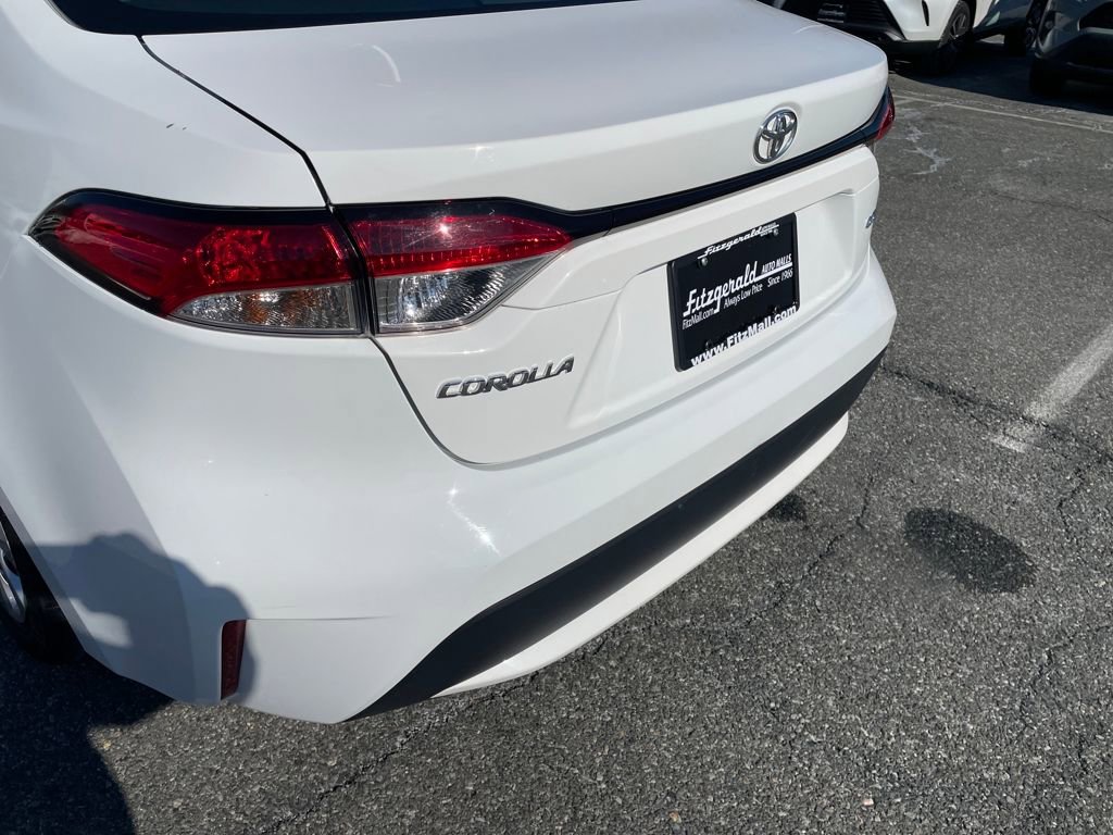 Used 2022 Toyota Corolla LE image 35
