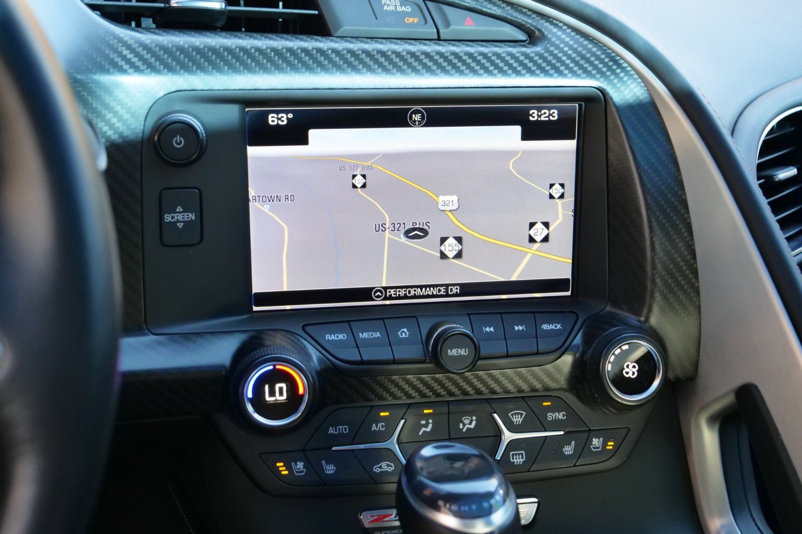 Used 2016 Chevrolet Corvette Z06 w/ 3LZ Preferred Equipment Group image 13