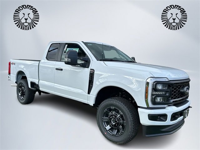New 2026 Ford F350 XL image 3