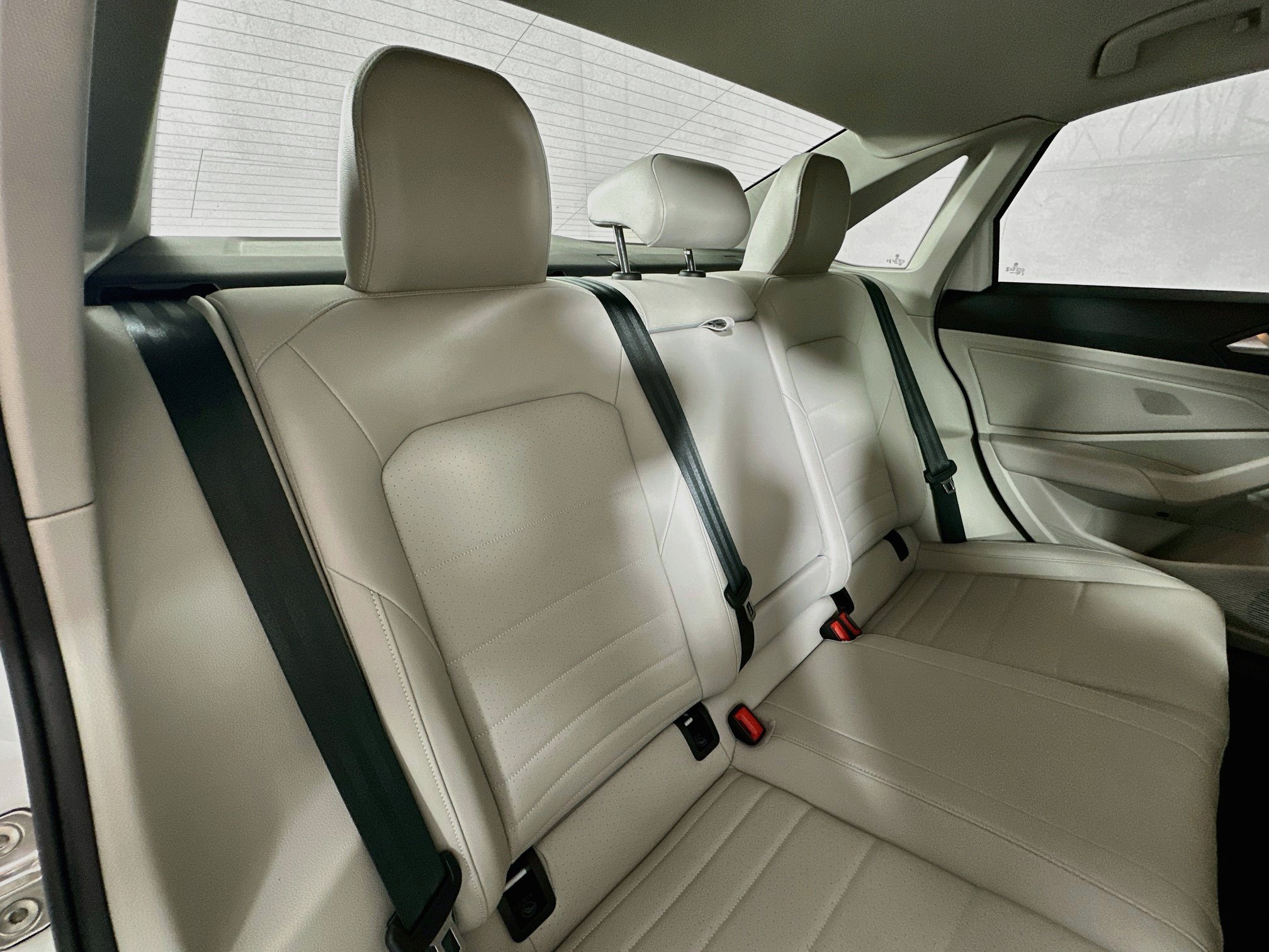 Used 2023 Volkswagen Jetta SE w/ Panoramic Sunroof Package FWD image 25