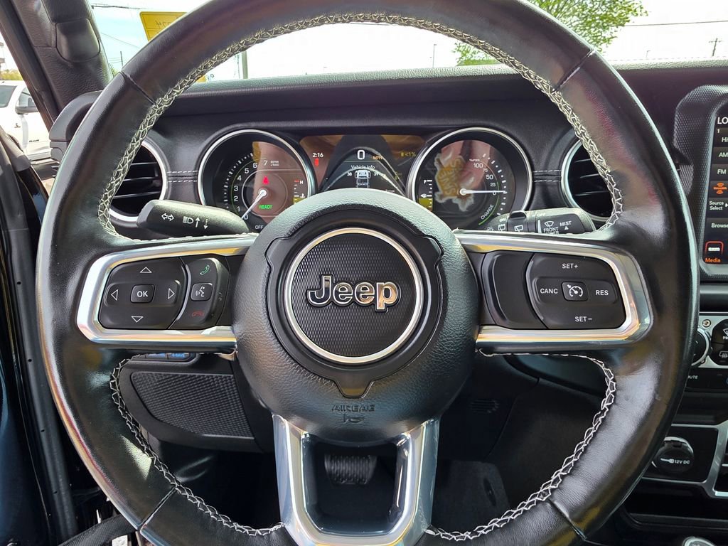 Used 2023 Jeep Wrangler Unlimited Sahara w/ Cold Weather Group image 16