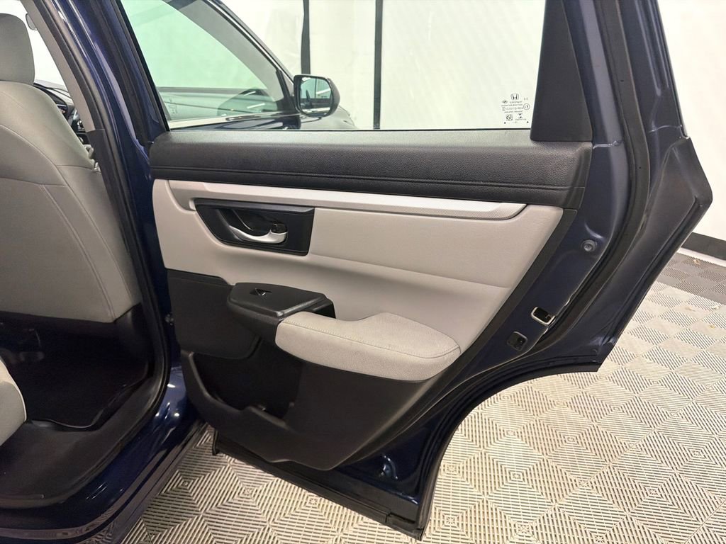 Used 2020 Honda CR-V LX image 17