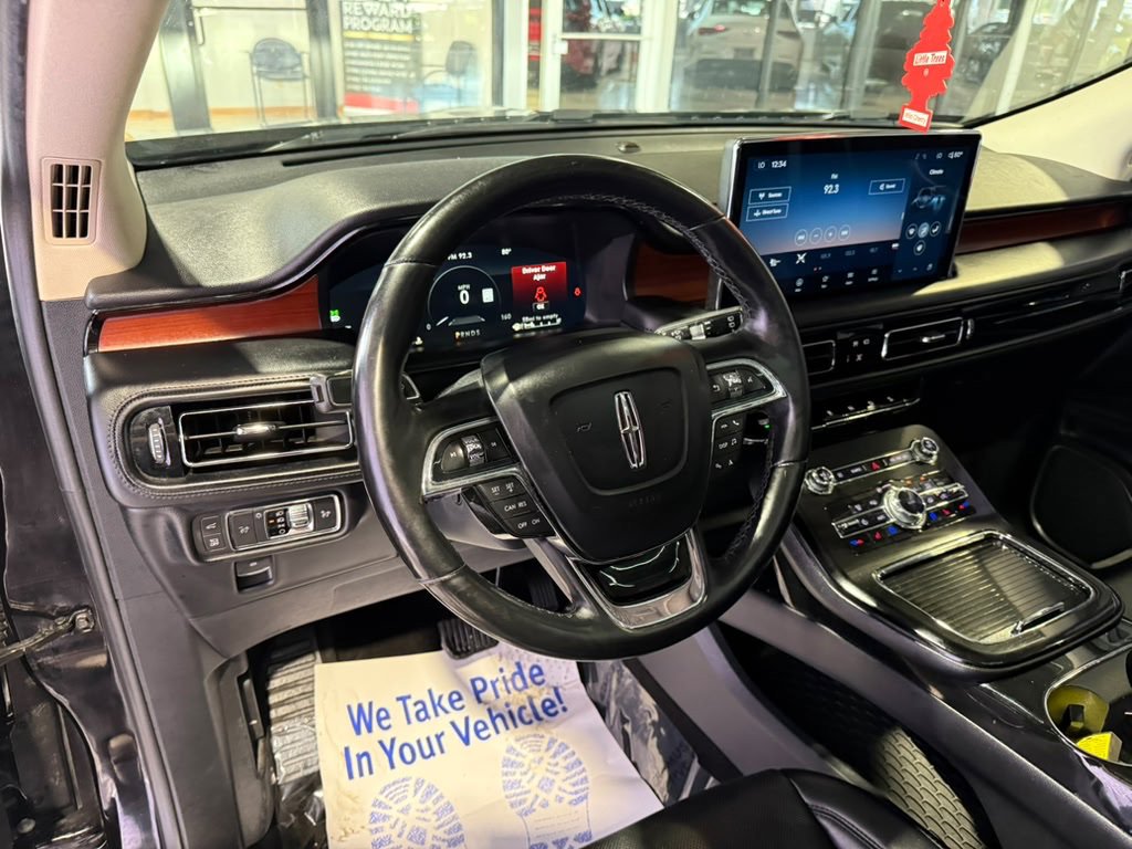 Used 2021 Lincoln Nautilus Reserve AWD/4WD image 32