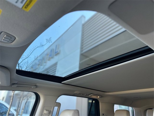 Certified 2023 Ford Expedition Platinum image 23