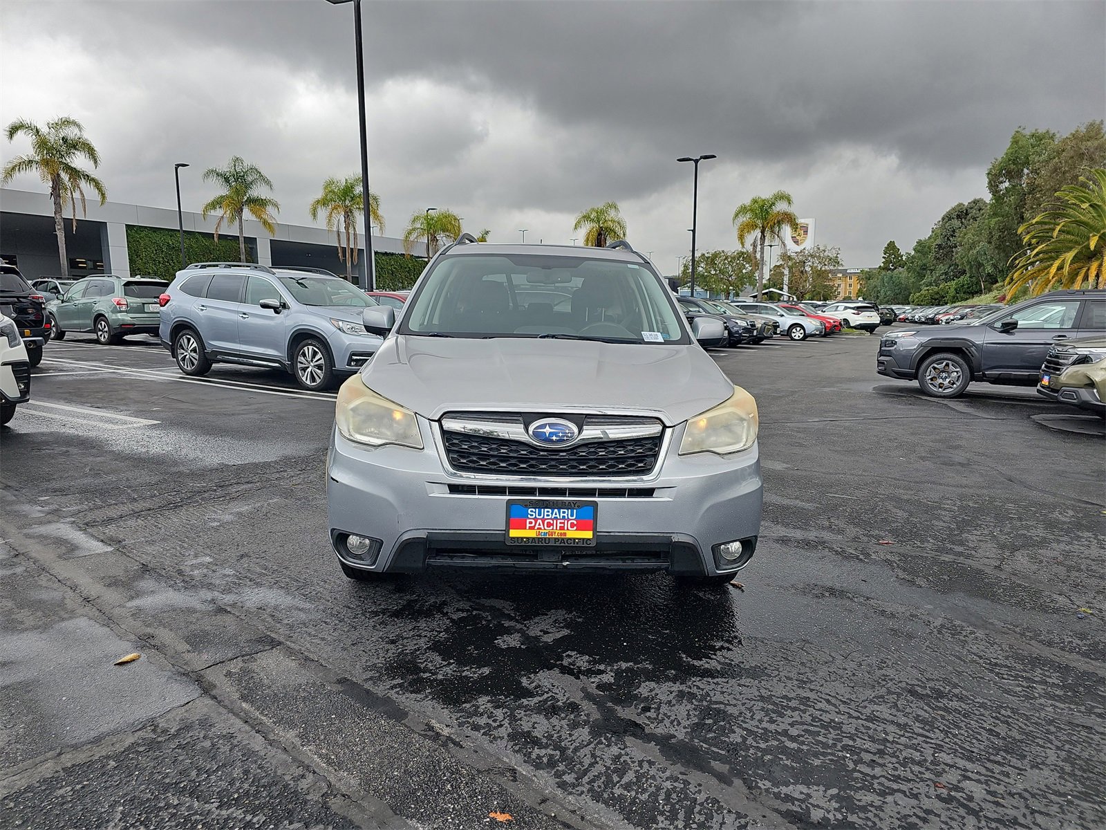 Used 2014 Subaru Forester 2.5i Premium w/ All-Weather Package image 2