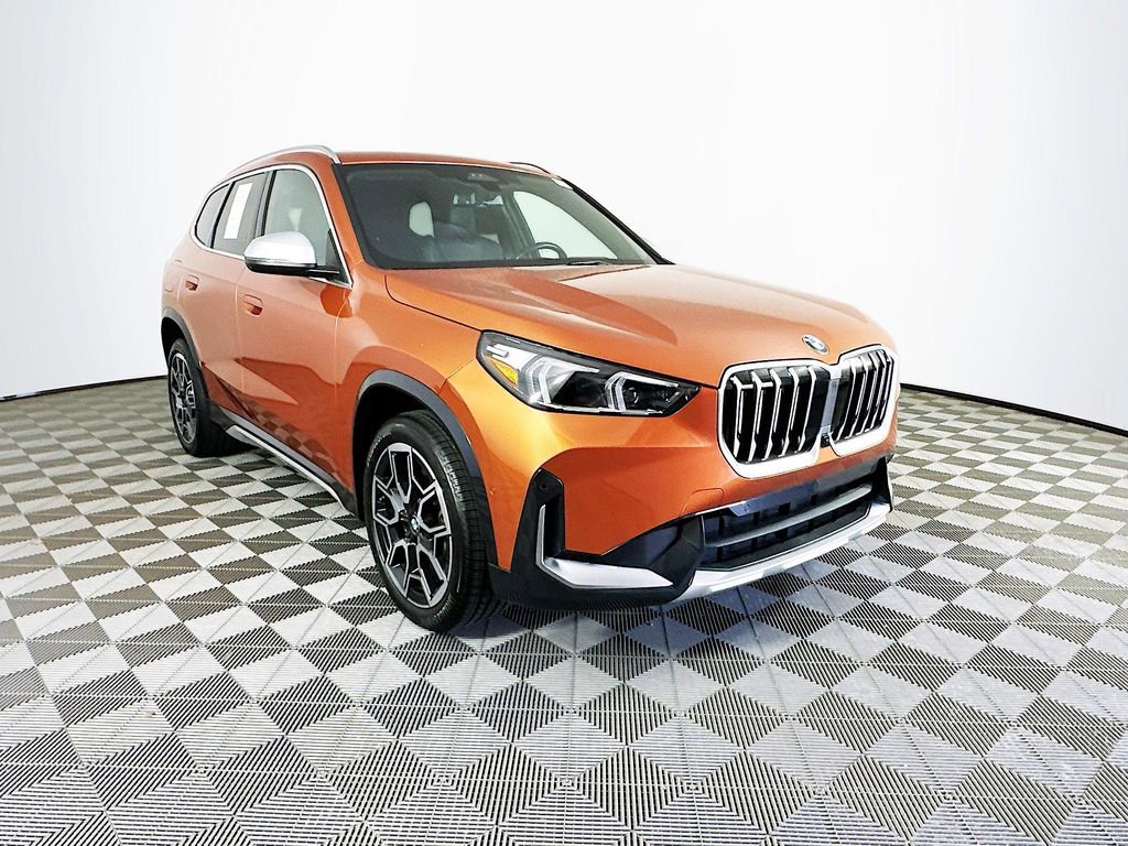 Used 2024 BMW X1 xDrive28i image 2