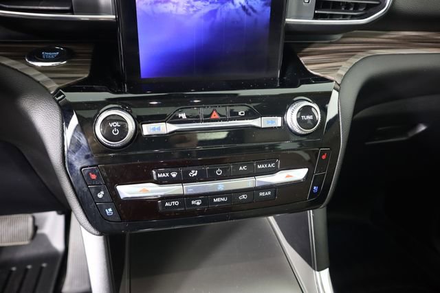 Used 2022 Ford Explorer Limited image 60