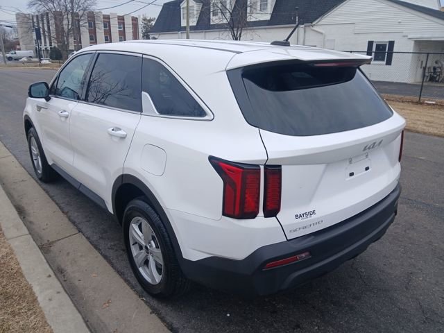Certified 2023 Kia Sorento LX image 14