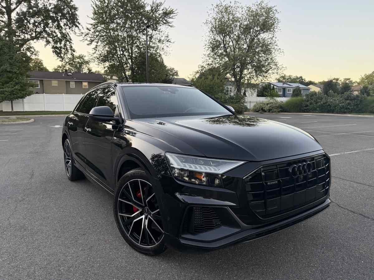 Used 2021 Audi Q8 Prestige w/ Prestige Package