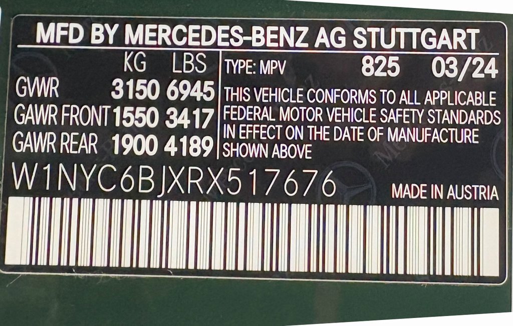 Used 2024 Mercedes-Benz G 550 image 35