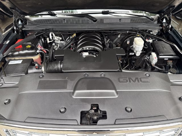 Used 2019 GMC Yukon Denali w/ Denali Ultimate Package AWD/4WD image 30