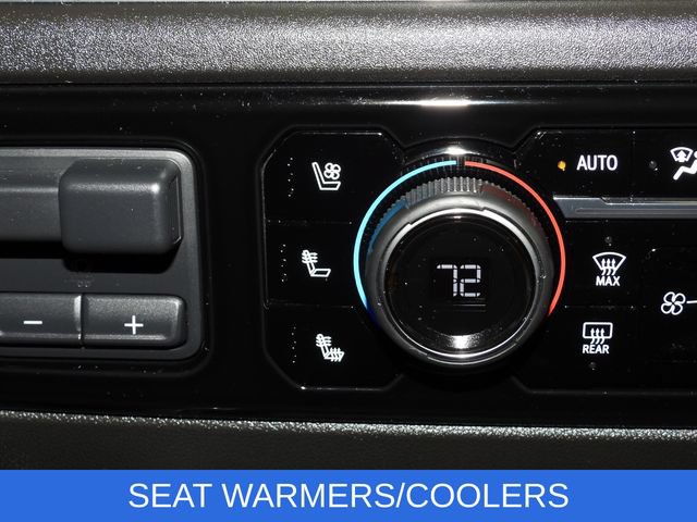 Used 2024 Chevrolet Silverado 2500 High Country w/ High Country Premium Package AWD/4WD image 17
