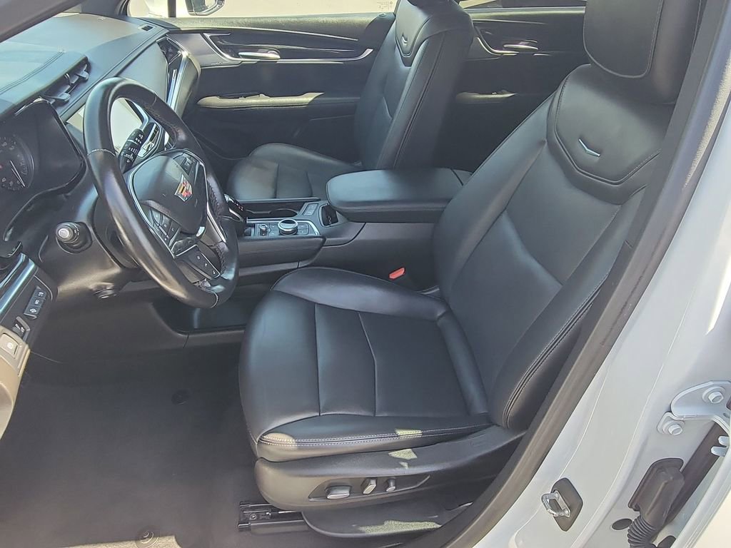 Certified 2023 Cadillac XT5 Premium Luxury w/ Technology Package FWD image 19