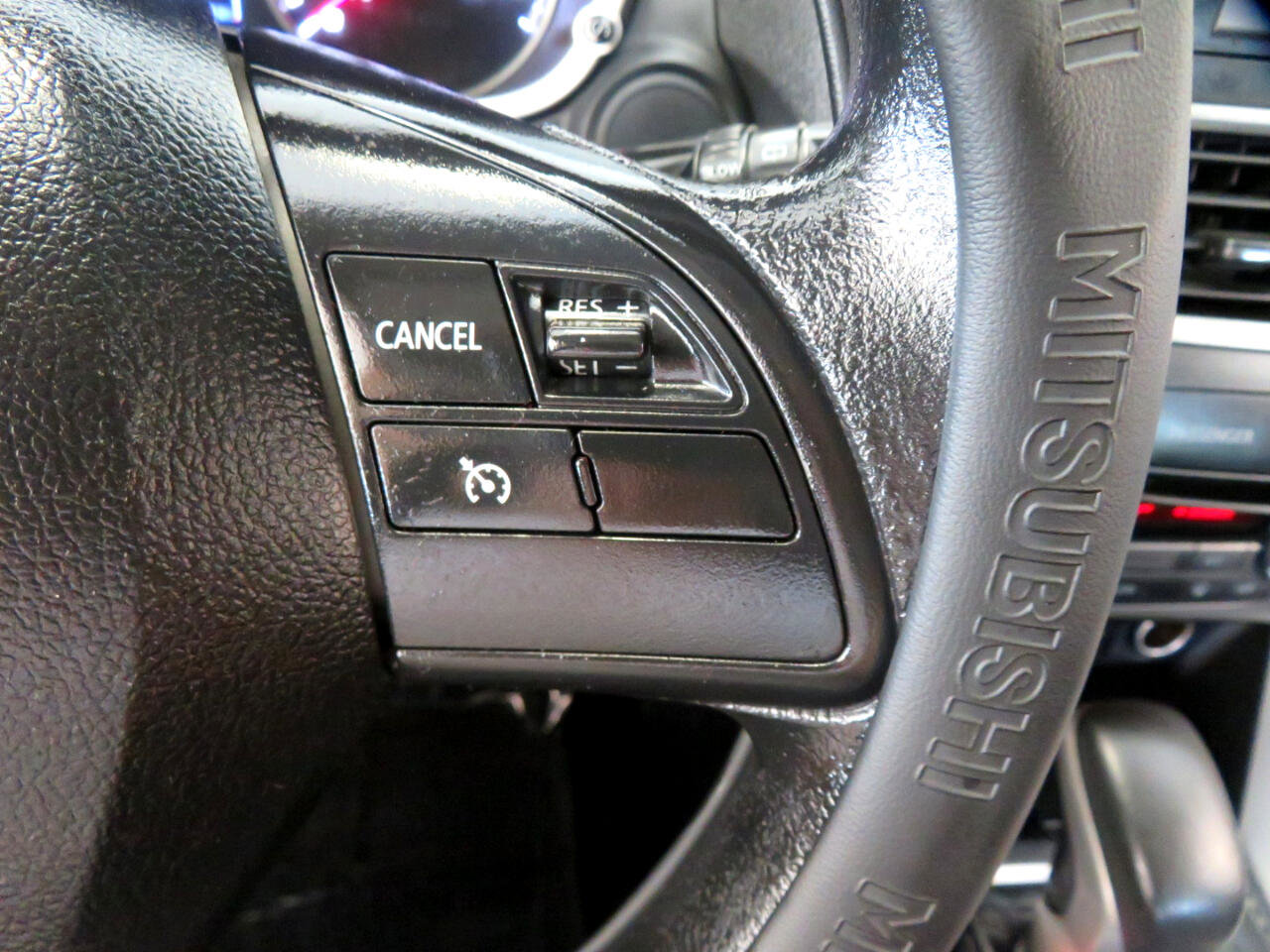 Used 2020 Mitsubishi Eclipse Cross ES image 31