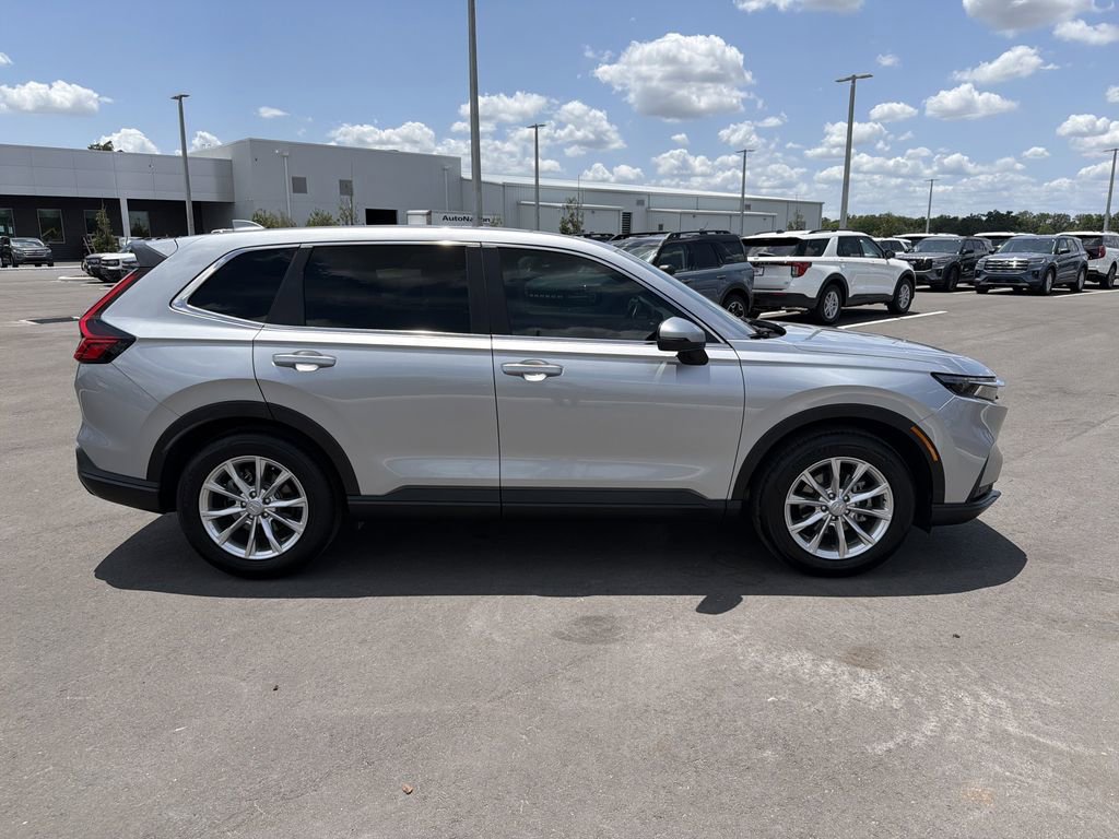 Used 2024 Honda CR-V EX-L image 3