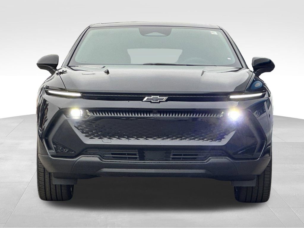 Used 2026 Chevrolet Equinox EV LT w/ Comfort Package image 8